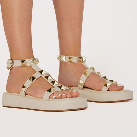 BRAND NEW FOREVER BONE STUDDED EMBELLISHMENTS DESIGN PLASFORM SQUARE TOE… - Picture 1 of 15